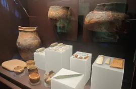 Pezas arqueolóxicas orixinais